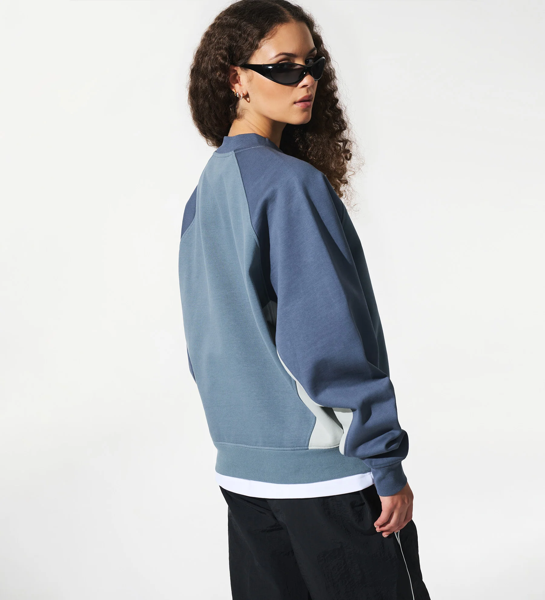 Astro Panel Sweater [Storm Blue/Mercury] - Image 3