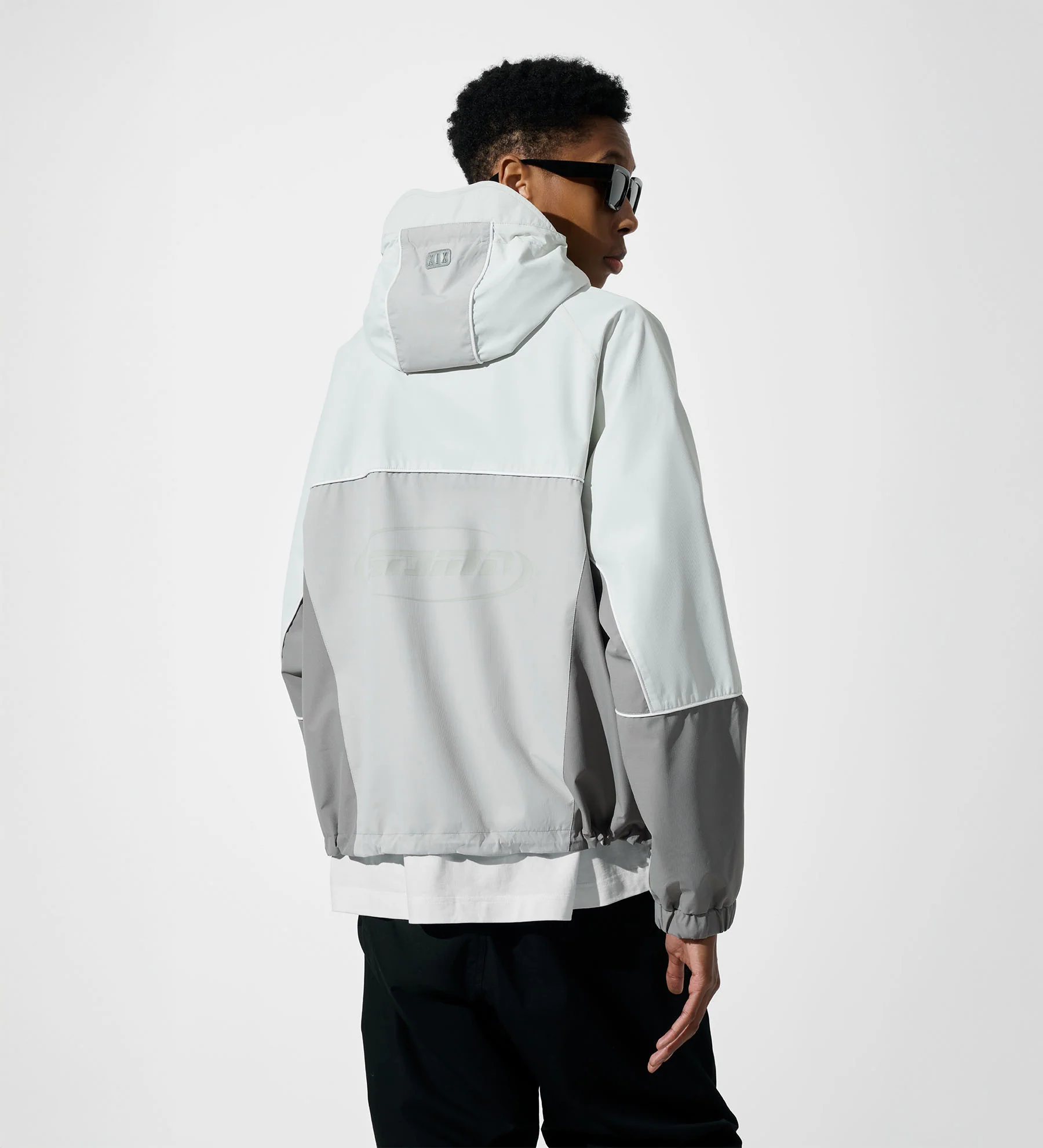 Vertex Windbreaker [Arctic White] - Image 4